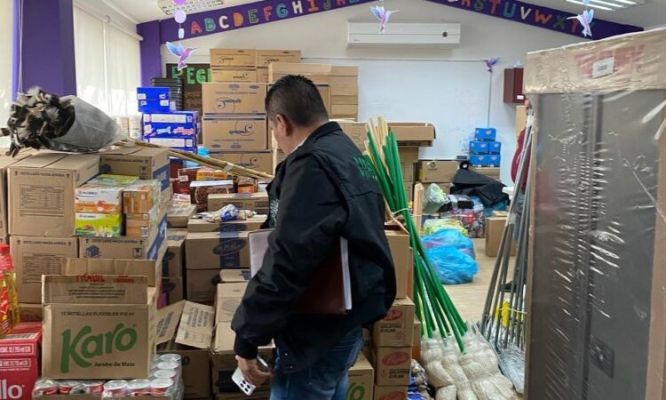 Vigilan trato digno en centro para familias migrantes de Victoria