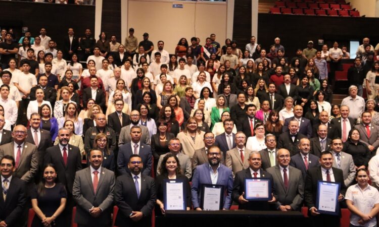 Hito histórico. La UAT alcanza el 100% de excelencia académica