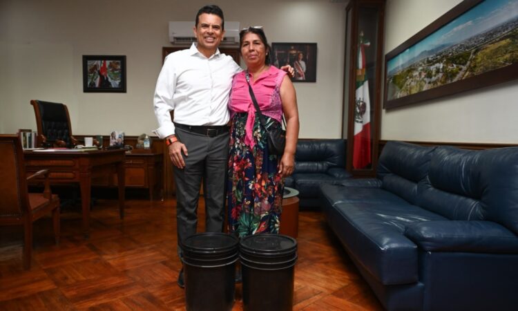 Cumple alcalde Lalo Gattás compromisos con la ciudadanía.