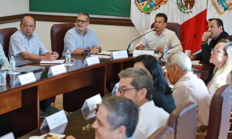 «La instrucción es clara, calle y atención directa a la gente»: Lalo Gattás.