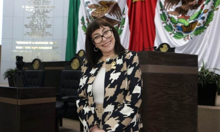 Blanca Anzaldúa fortalece derechos de estudiantes con reforma a la Ley de Educación